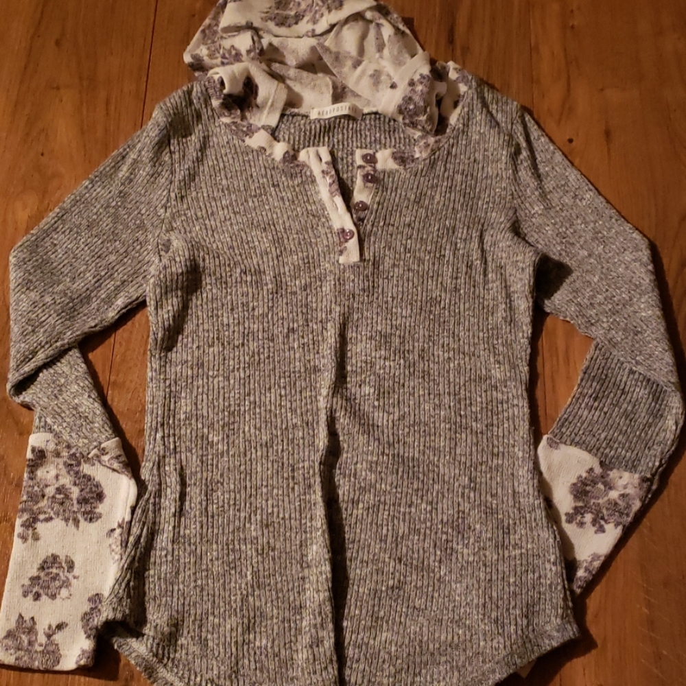 Aeropostale hooded top
